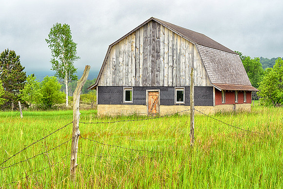 "Barratt Historic Barn"